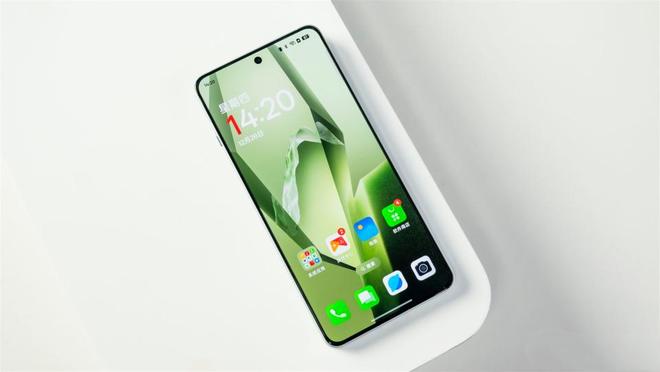 中端之争：iQOONeo10Pro+与一加Ace5至尊系列谁会更胜一筹？(图4)
