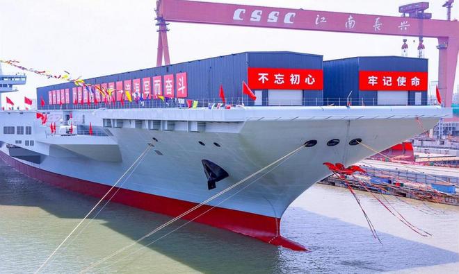 补齐最后一块短板中国核航母或要开工了！全面反超美国需多久？(图2)