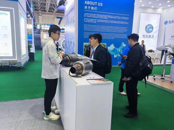 大同企业携多款微型涡喷发动机亮相珠海航展(图4)