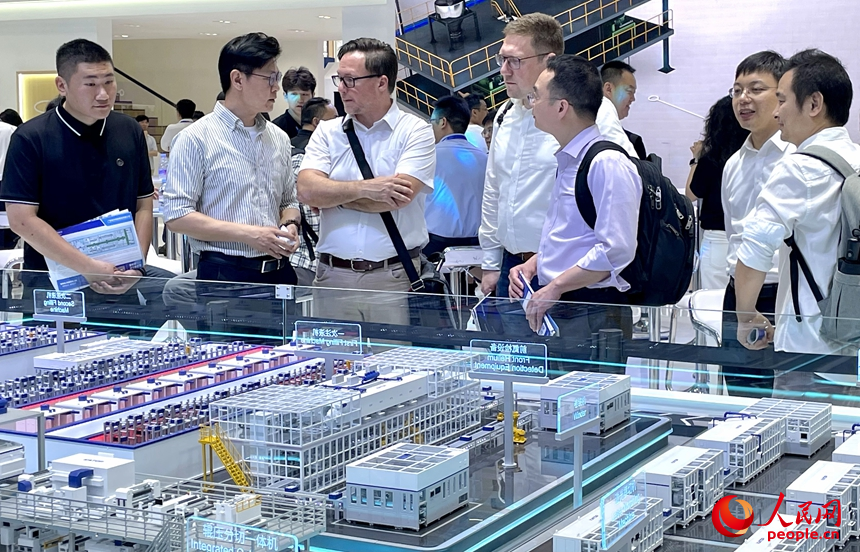 第十七届深圳国际电池技术展览会开幕