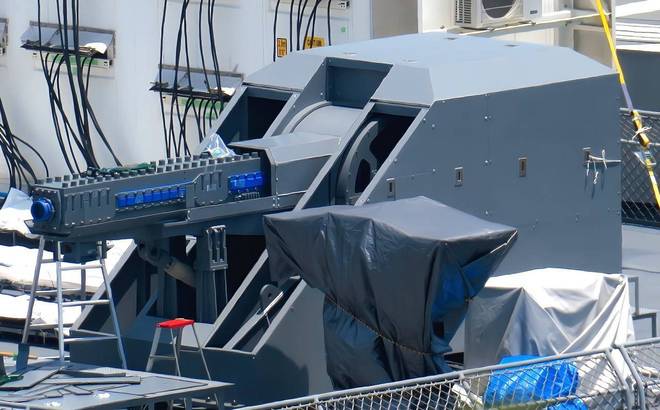 日本电磁炮还没捂热激光炮就急上舰！三组集装箱暗藏杀机