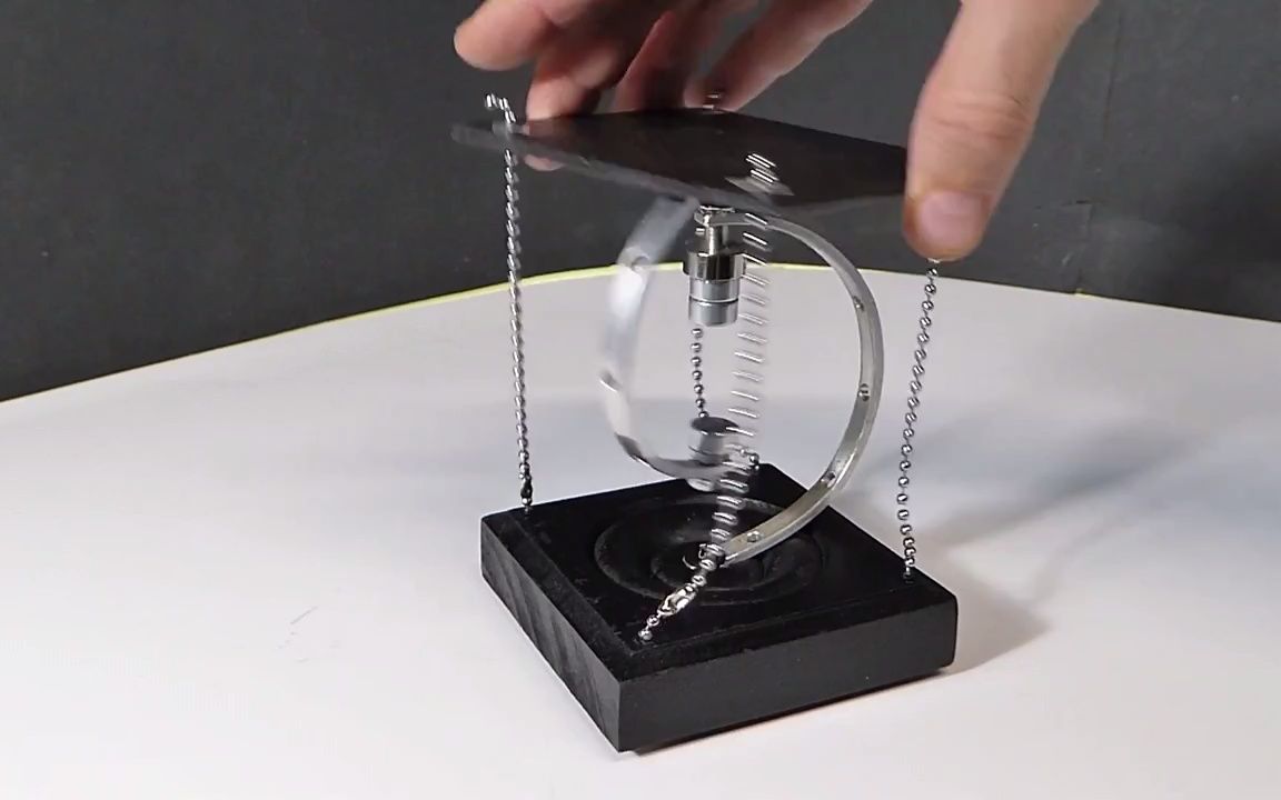 锂价再创新高！磷酸铁锂厂商下月起集体涨价