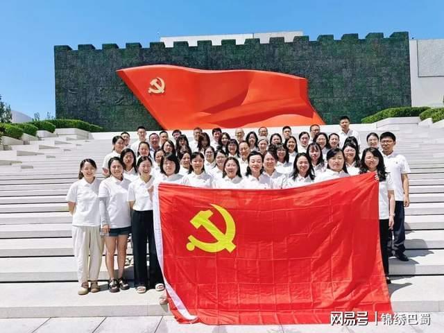 感恩2025致敬2026丨科一中5年十大新闻揭晓用奋斗致敬未来(图3)