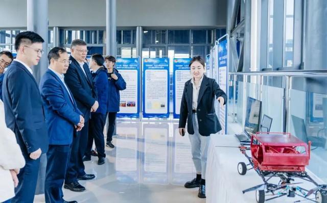 全国第二！华中科技大学师生勇创“挑战杯”竞赛佳绩(图3)