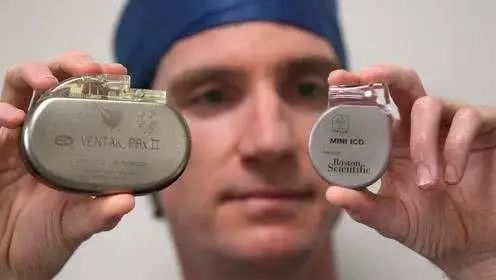 “核力全开”！全国政协委员、中国核电董事长卢铁忠诠释核智融合“新棋局”(图1)