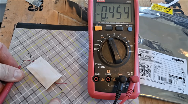 不充电能用几十年！硬核博主手搓核电池：真能启动主机玩游戏(图1)