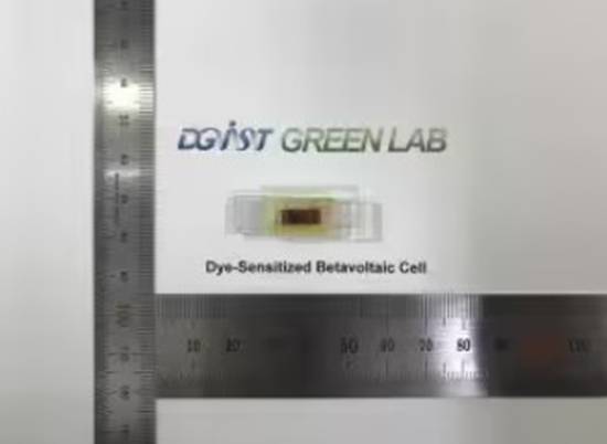 韩国科学家小型核电池新突破满电续航数十年(图1)